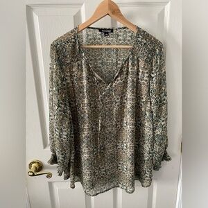 Roz & Ali Pullover Tie Front Blouse Geometric Print Top Green and Gold Size XL